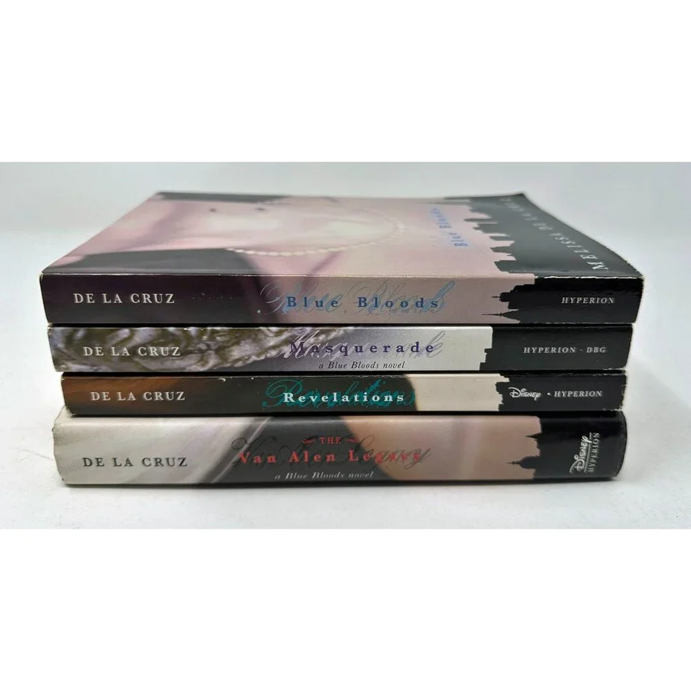 BLUE BLOODS SERIES 4 BOOK LOT ~ MELISSA DE LA CRUZ 1 2 3 4 Trade Paperback/HC DJ - Picture 4 of 14